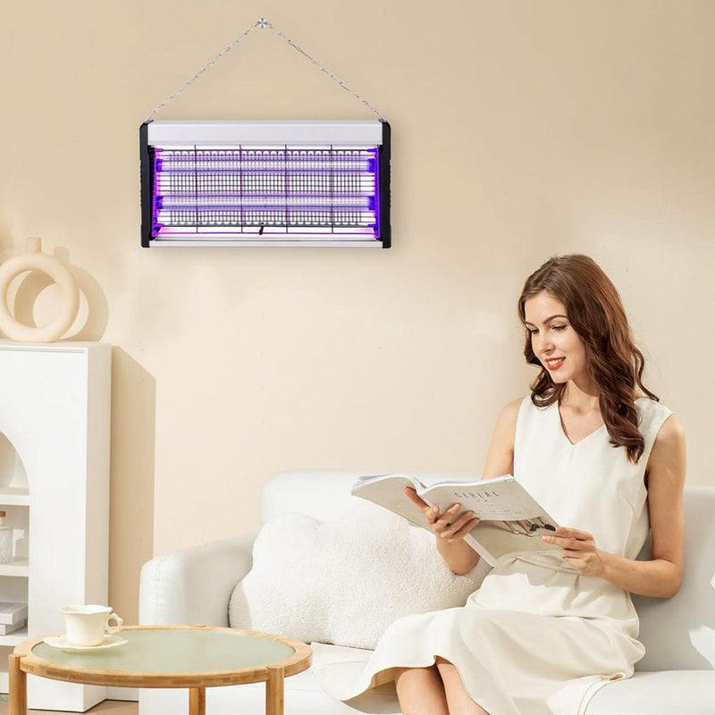 Laden Sie das Bild in Galerie -Viewer, Hikemeister - Elektrische UV insectendoder op USB - vliegenlamp muggenlamp – elektrische verdelger voor binnen - verdelger insectenlamp vliegenvanger- LET OP! Geleverd zonder adapter.
