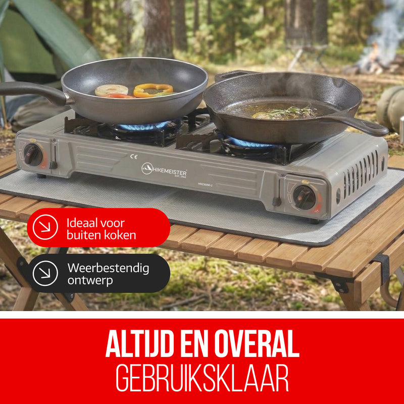 Load image into Gallery viewer, Hikemeister® Dubbel Camping Kooktoestel 2 Pits – 2x 2.2 kW – Inclusief 12 Gasbussen &amp; Grillplaat – Draagbaar Gasstel – Butaangas Kookplaat – Campingkooktoestel - Met Koffer – Grijs
